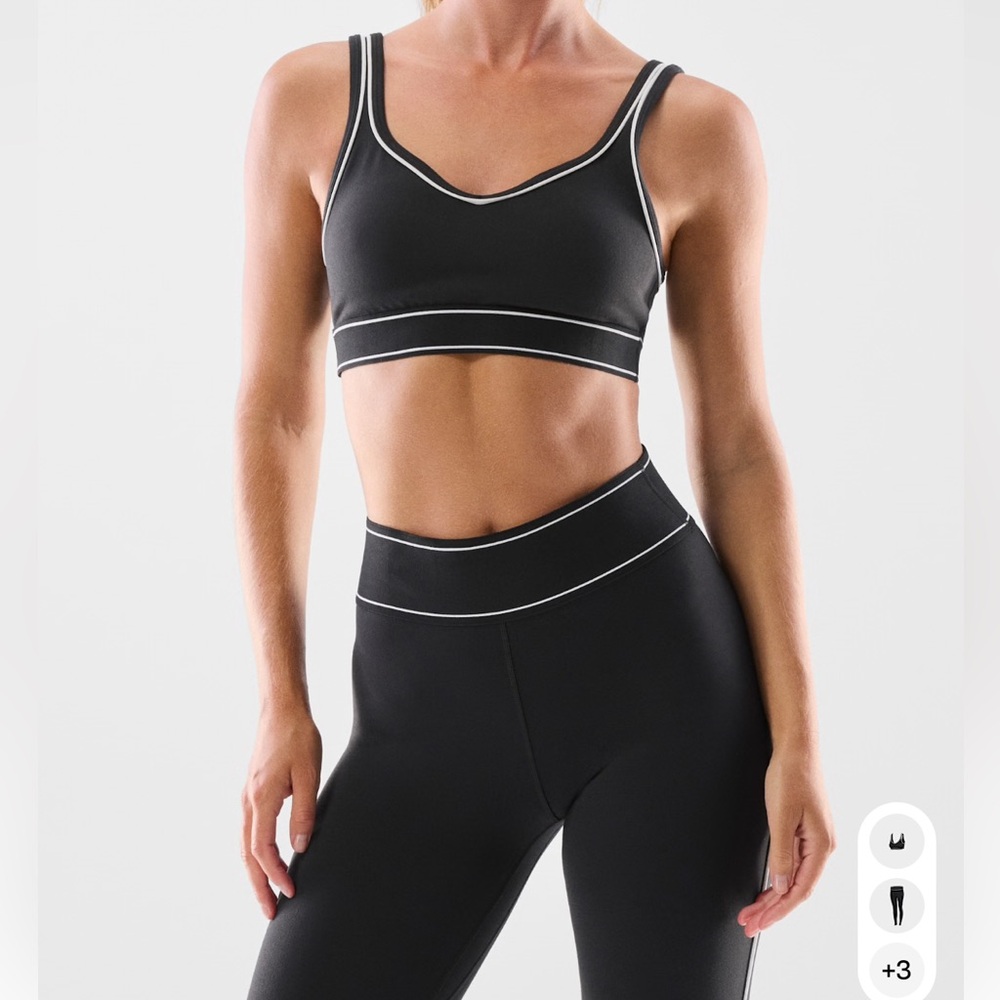 Aritzia TNA Tieback Workout SET